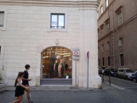 http://placecavour.com/files/gimgs/th-15_vue ensemble vitrine mary baldo.jpg
